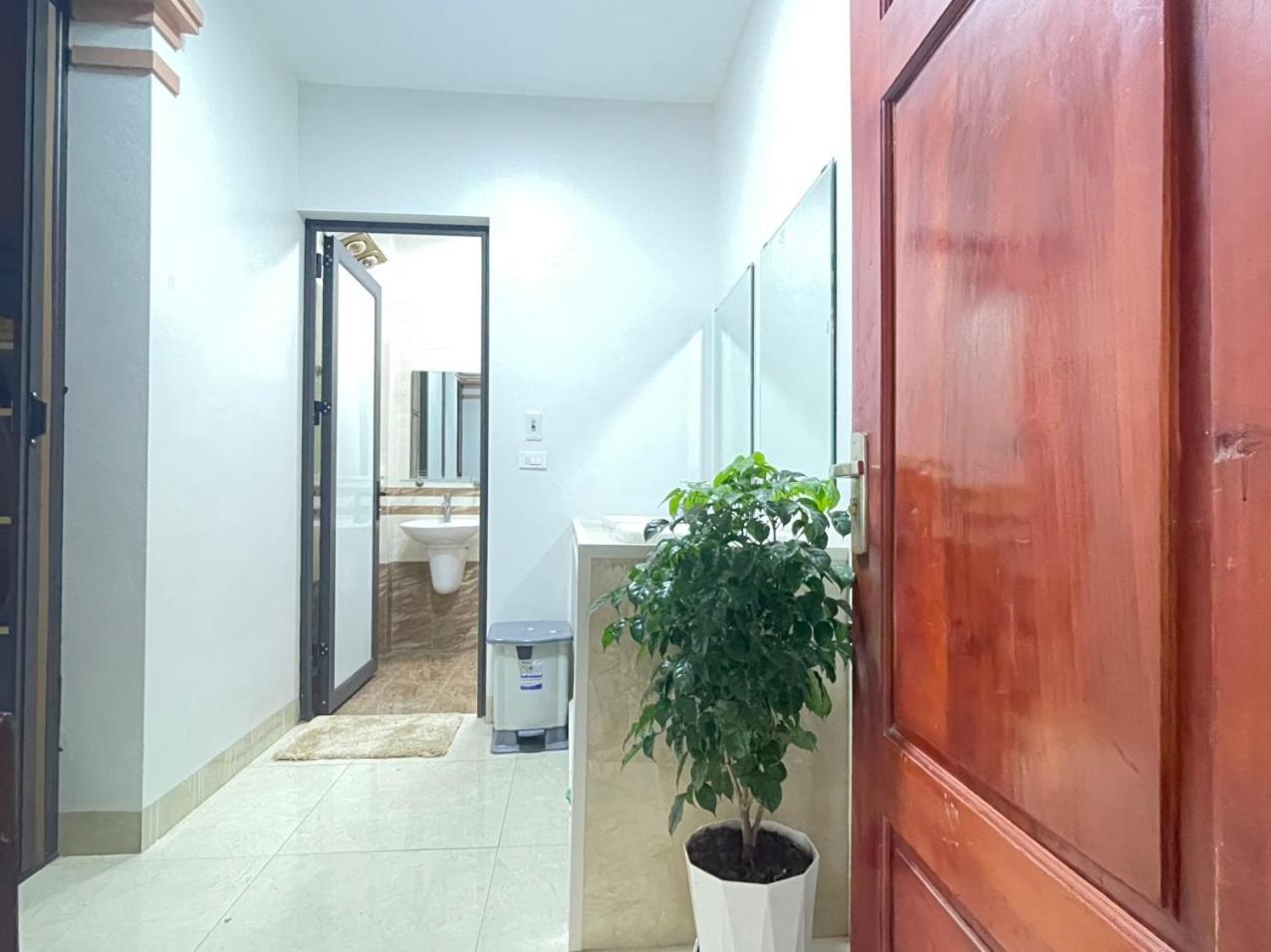 Nhat Sapa Hostel Екстериор снимка