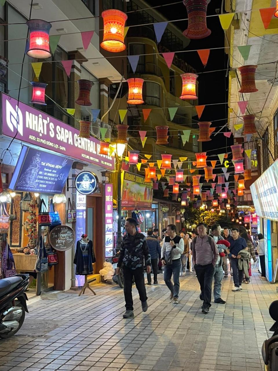 Nhat Sapa Hostel Екстериор снимка