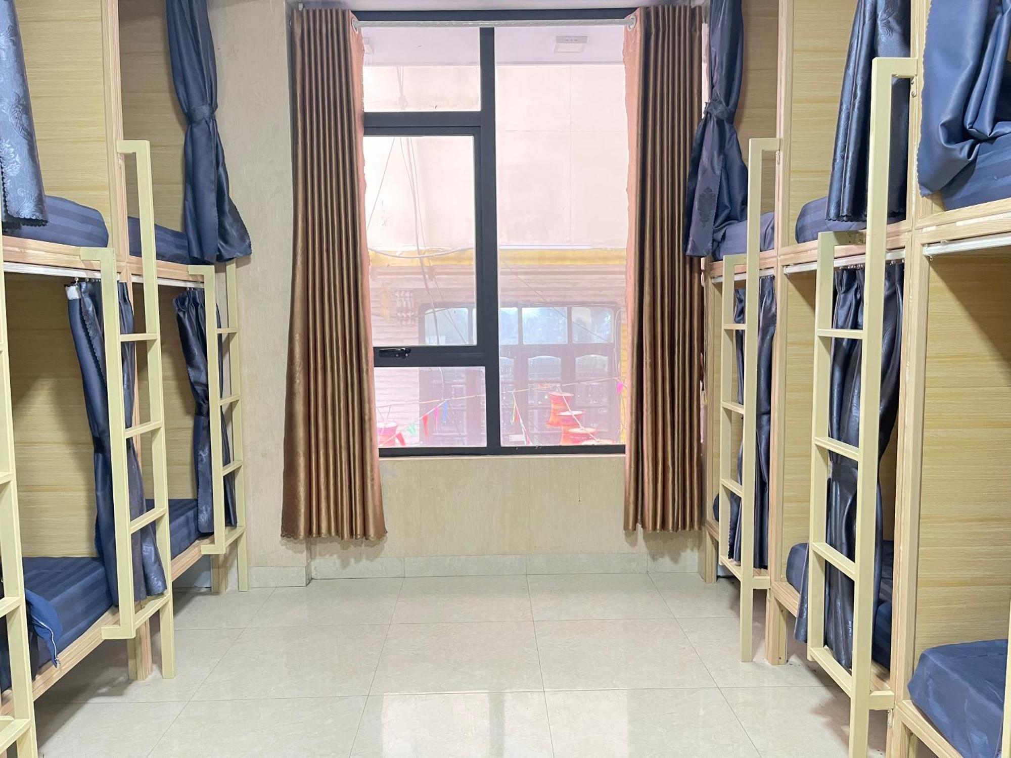 Nhat Sapa Hostel Екстериор снимка
